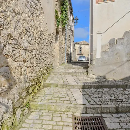 Lo Casale